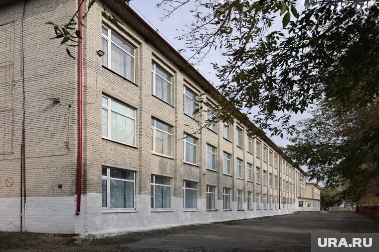 Жителей села временно разместят в Ушаковской школе
