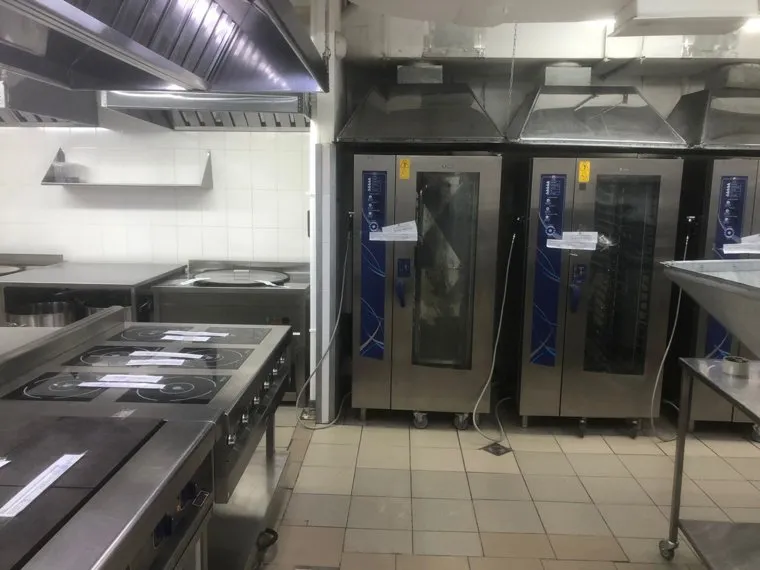 Фабрика находится на улице Ленина, 38