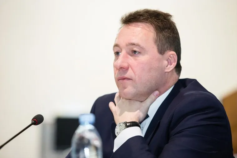 Всероссийская научно-практическая конференция «Профессиональные государственные гражданские служащие: вызов и реалии современности». Сургут, холманских игорь, удушение