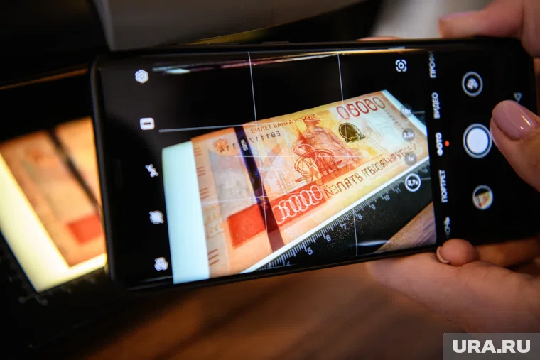 Размер стипендии от губернатора Ямала составляет 10 тысяч рублей 