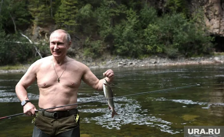 В календарь попали фотографии Путина на охоте