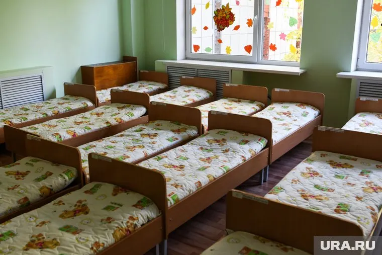В Ревде воспитанников нескольких детских садов отправили домой из-за карантина по норовирусу