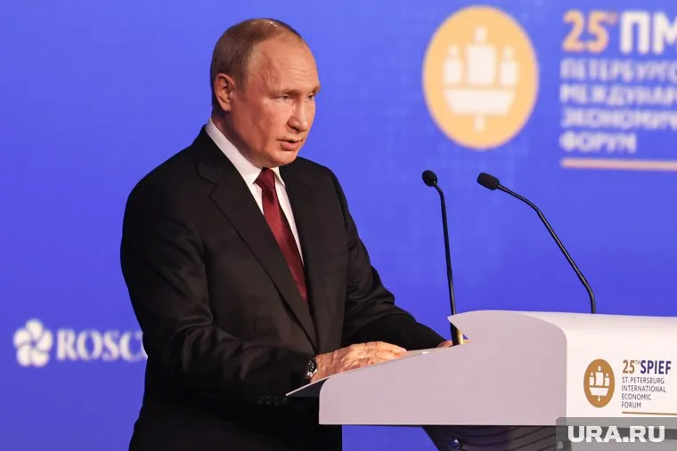 Путин заявил о о деструктивной линии Запада во главе с США в Сирии