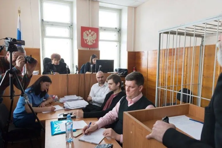 Ройзман выступает в суде в защиту блогера Сокооловского, ильченко станислав, соколовский руслан, бушмаков алексей