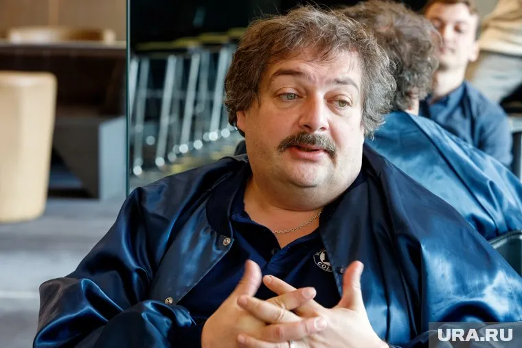 Дмитрий Быков не знает, что стало причиной его отравления