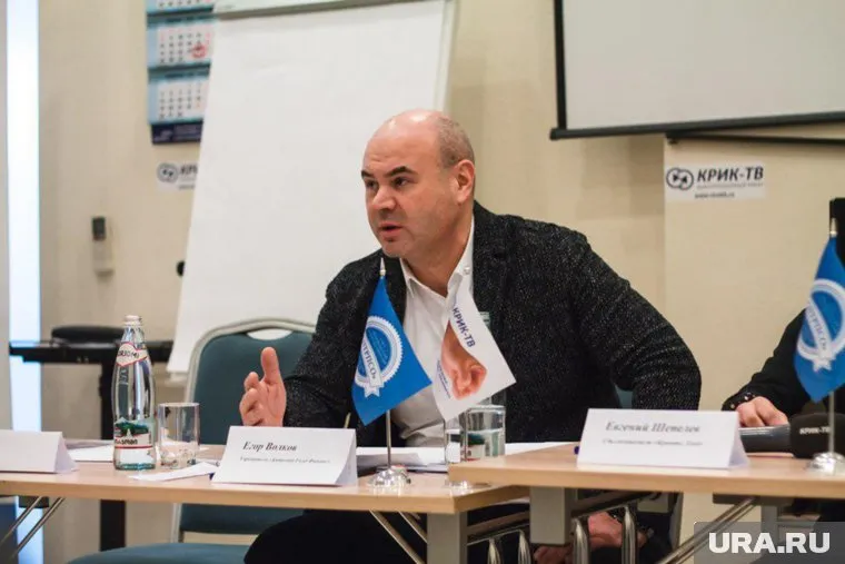 Пока Егор Волков не вернул лишний транш, который получил от московских партнеров