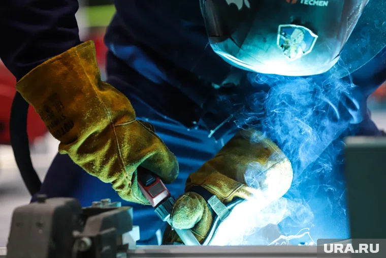 Вахтовиков готовы трудоустроить в разных населенных пунктах ЯНАО