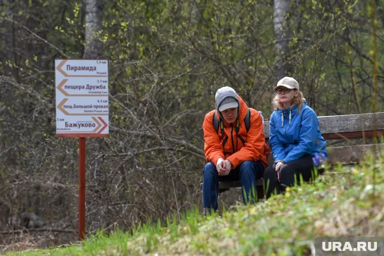 В лес нужно надевать одежду с сигнальными цветами