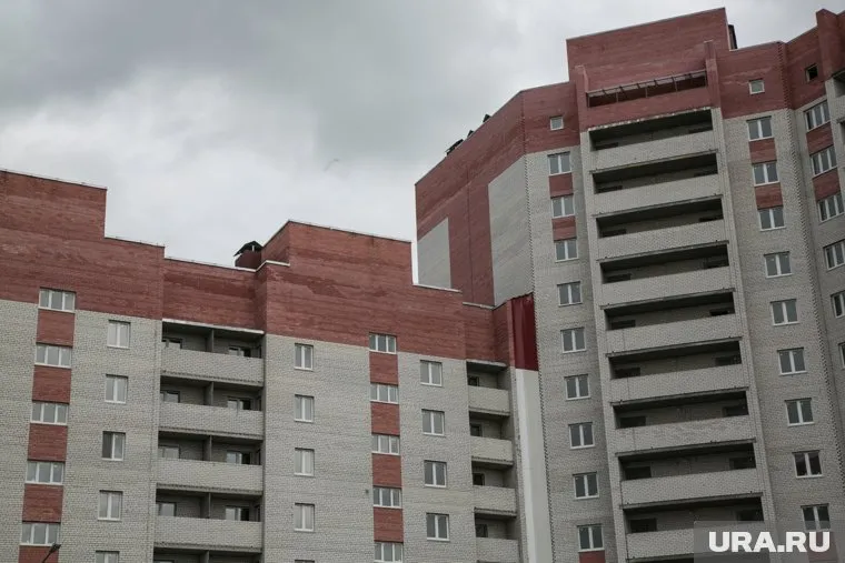 Ключи от новых квартир дольщики получат еще не скоро