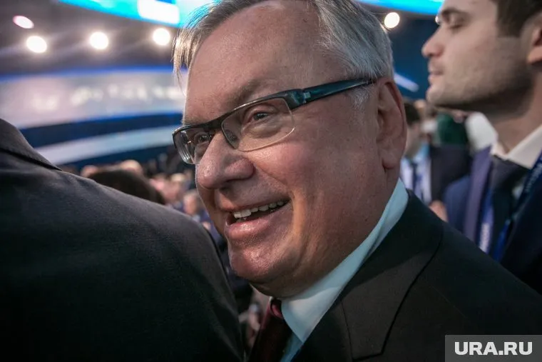 Андерй Костин заявил, что проблема с кредитами оборонным предприятиям решена