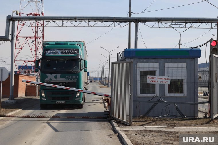 Пункт пропуска в Петухово Курганской области ремонтируют с нарушением сроков. Фото