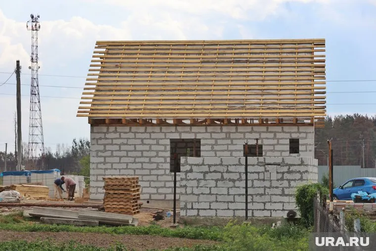 Курганские погорельцы из села Юлдус получили миллионы от властей