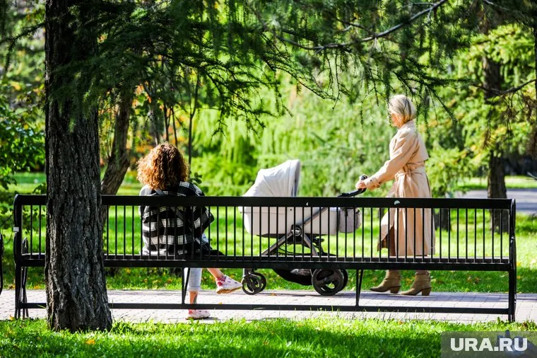 По-настоящему жаркими днями июль челябинцев не побалует