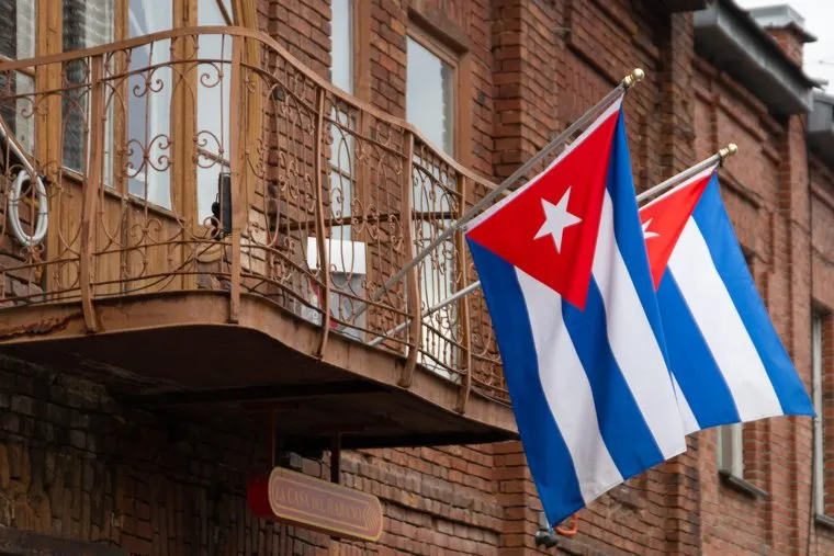 Недостроенный объект на улице Энгельса, 8. Екатеринбург