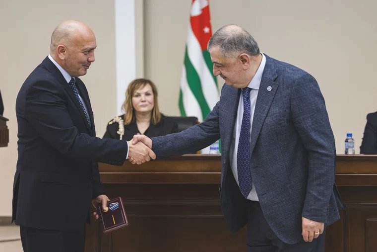 Российские представители атомной отрасли посетили Абхазию с официальным визитом 