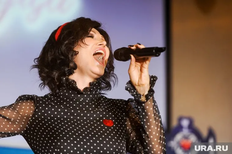 Текслер спела песню «Эй, ухнем! По-над Волгой расплескалась»