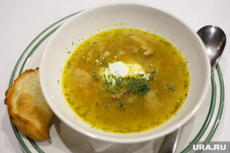 Вместе с ценами на продукты питания растет и разница в качестве блюд для школьников разных категорий