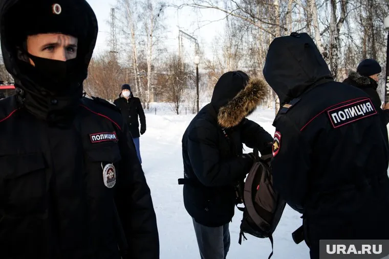 Пикет против введения QR-кодов. Пермь