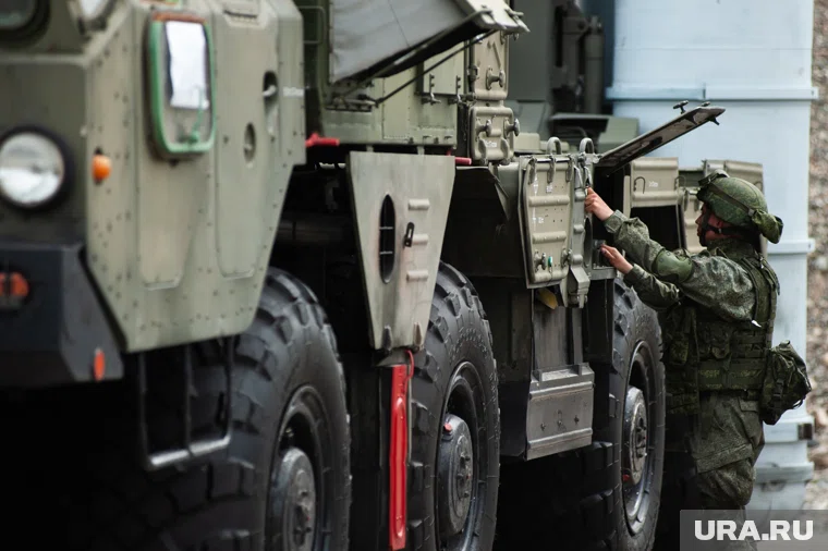 Российское оружие Судного дня опережает мир на 20 лет, заявил военный эксперт Юрий Кнутов