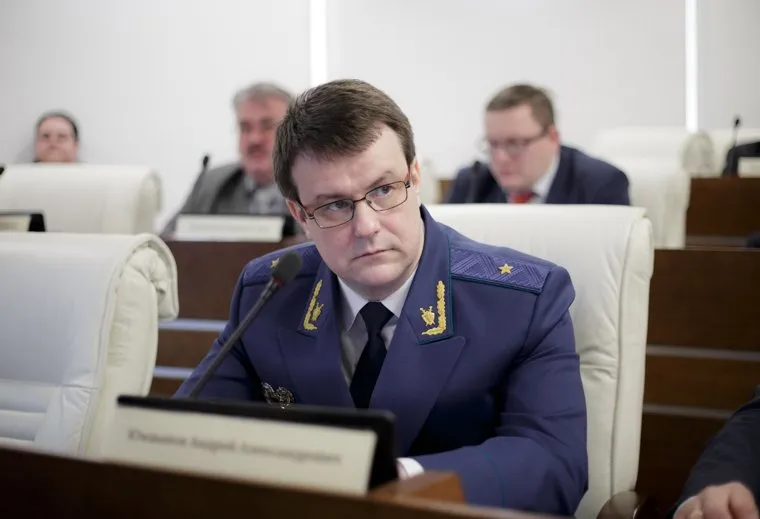 Заседание законодательного собрания. Знакомство с новым прокурором Андреем Юмшановым. Пермь, юмшанов андрей