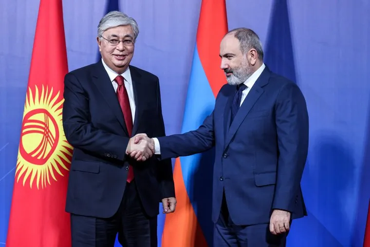 Владимир Путин на саммите ОДКБ в Ереване. Армения, Ереван