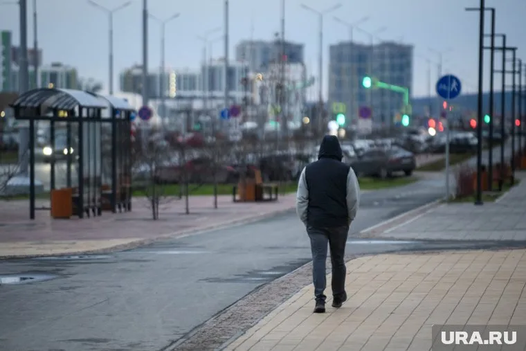 В Каменске-Уральском орудует группа гопников-подростков, которые выбивают долги
