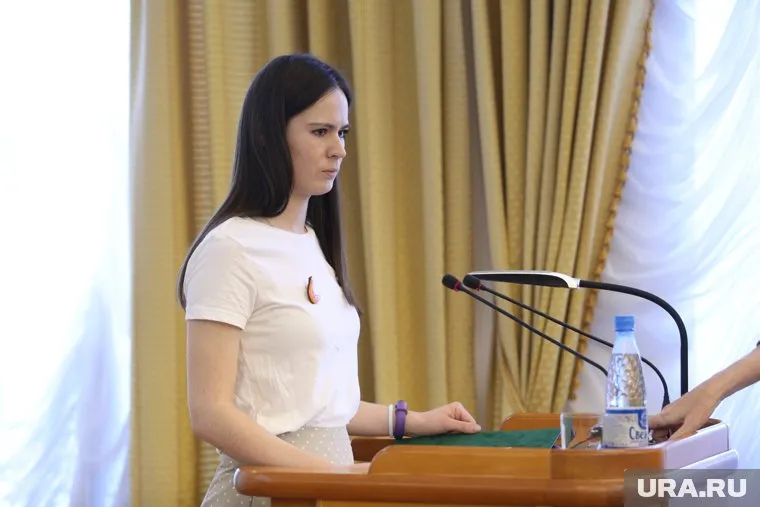 Юлия Фролова устроилась работать в РИА «Новый день»