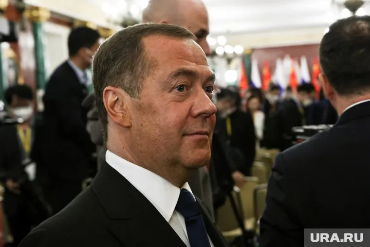 Дмитрий Медведев сообщил, что за год в РФ выпущено более 600 танков