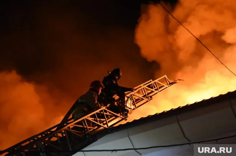 Огнем был охвачен жилой и надворные постройки