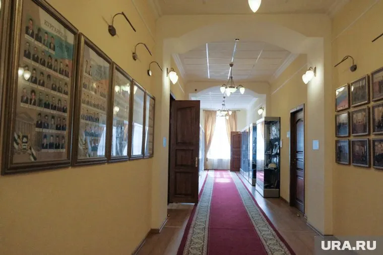 Коридоры зауральского правительства опустеют в день визита Михаила Мишустина