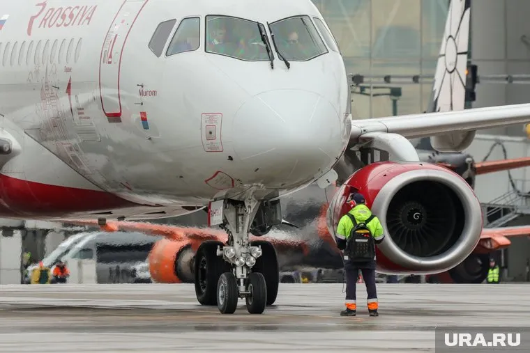 Пулково временно приостановил обслуживание и отправку авиарейсов