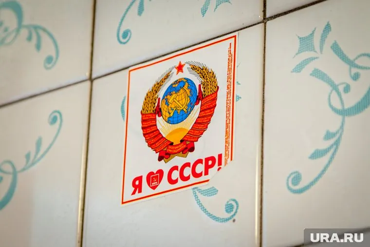 Югорские коммунисты оставили рабочих без зарплаты