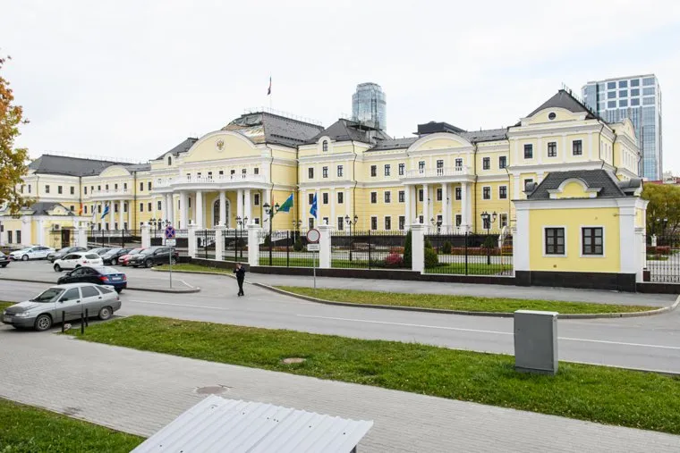 Ремонт крыши полпредства. Екатеринбург