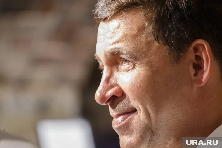 В день рождения Евгений Куйвашев просит свердловчан помочь детям с тяжелыми заболеваниями