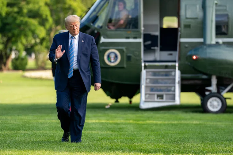 Трамп сыграл в гольф под трек Скриптонита