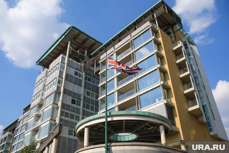 МИД Великобритании назначит новым послом в Москве Найджела Кейси