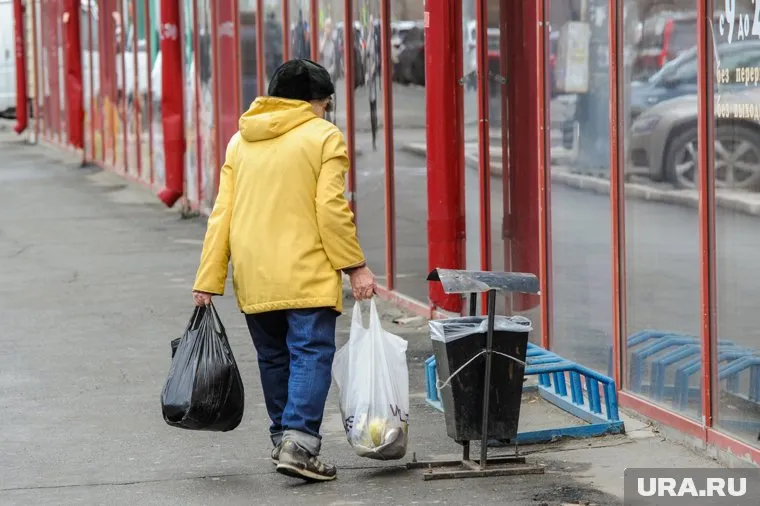 Власти Жигулевска назвали справедливым пособие ветерану труда в 10 рублей