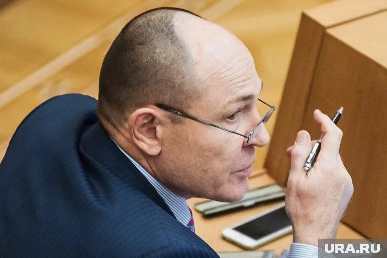 Валерий Савельев работал в заксобрании с 2005 года, он был одним из богатейших депутатов