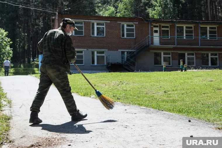 Бывшую детскую здравницу покупателям предлагают превратить в апартаменты (фото из архива)