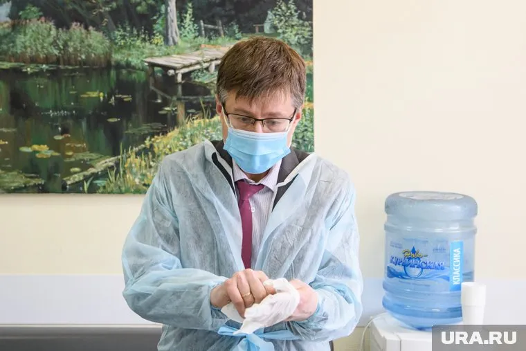 Глава регионального Роспотребнадзора Дмитрий Козловских сообщил, что парад могут провести без зрителей