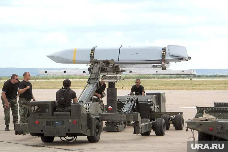 Украина может получить новые дальнобойные ракеты от США, заявили Reuters