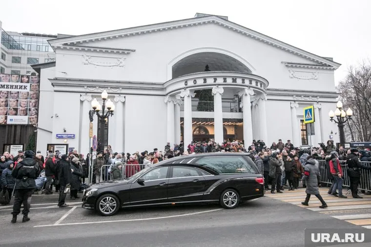Заявление театра «Современник» о ДТП с Ефремовым не понравилось телеведущему Соловьеву