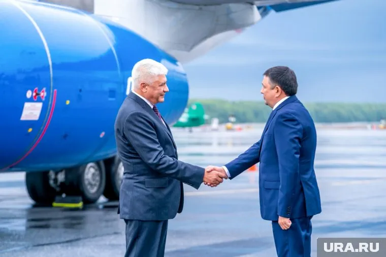 Министра встретил глава УМВД
