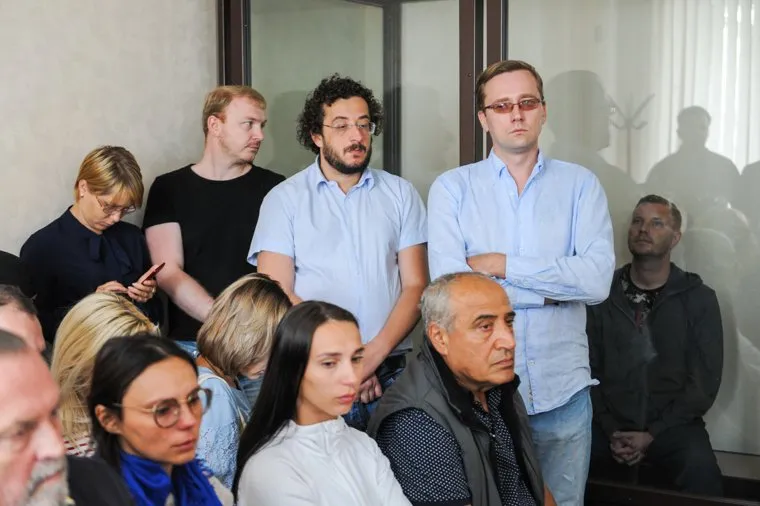 Избрание меры пресечения Антону Бахаеву в Центральном районном суде. Челябинск, бахаев антон, унанян арсен