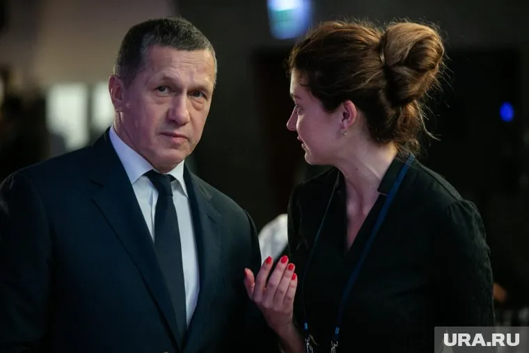 Трутнев заработал больше премьера Мишустина в 10 раз