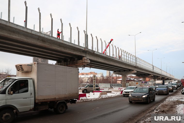 Главная дорожная стройка Екатеринбурга снова подорожала