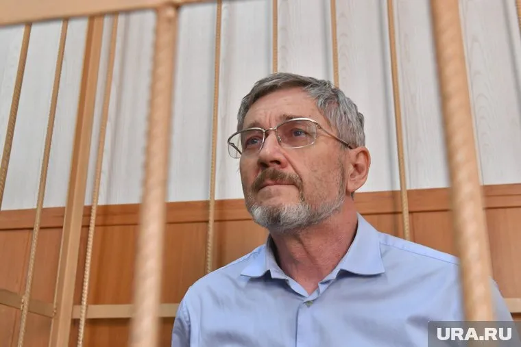 Корищенко и Пальчуна освободили от наказания из-за истечения срока уголовного дела