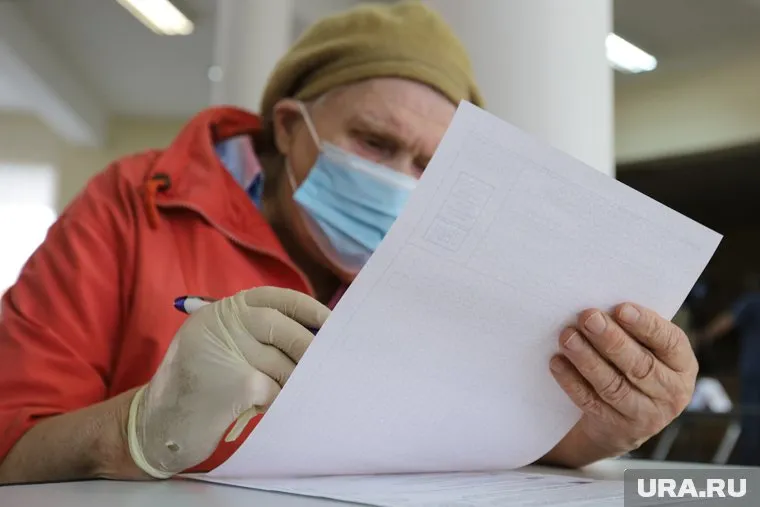 ПФР не может лишить пенсии только на основании подозрений гражданина в подделке документов