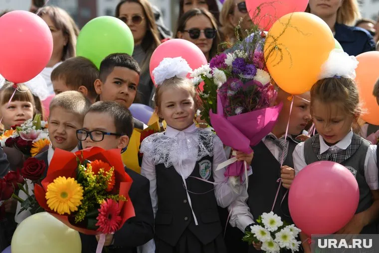 В новом учебном году за парты сели восемь тысяч первоклассников