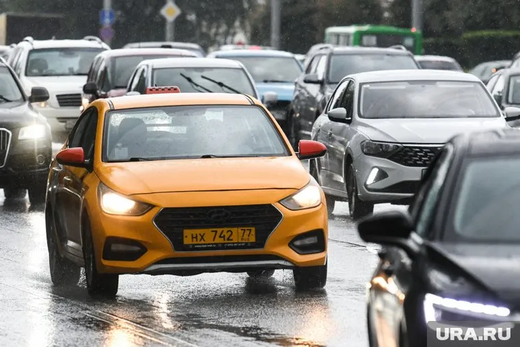 В Кургане вырос спрос на такси